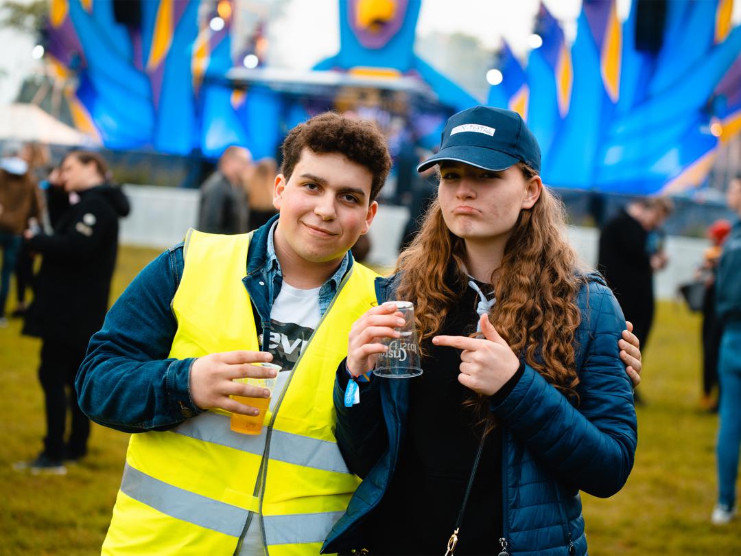 Lorenzo en Alicia op Beir-Total